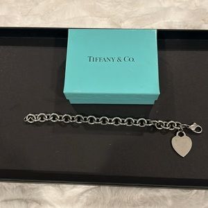 Authentic Vintage Tiffany & Co. Heart Tag 💙 7/12 inch. Good Condition